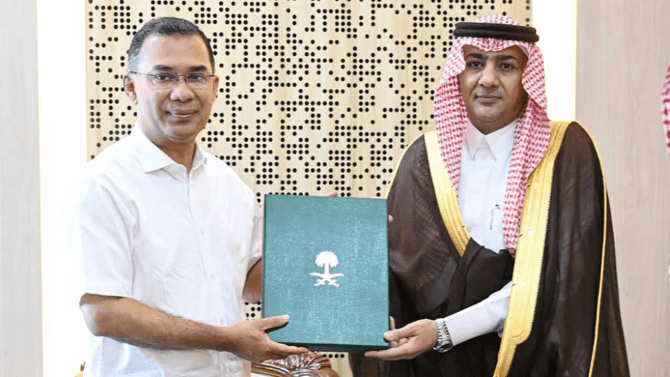 সৌদি যুবরাজের আমন্ত্রণ গ্রহণ করলেন প্রধানমন্ত্রী তারেক — সফরে প্রবাসীদের জন্য কী সুখবর আসতে পারে?